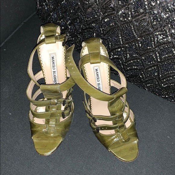 Manolo Blahnik Shoes - Manolo Blahnik 🕊
